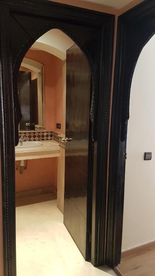 Luxury Apartment In The Heart Of Gueliz , Wifi, Pool Marrakesh Exterior photo